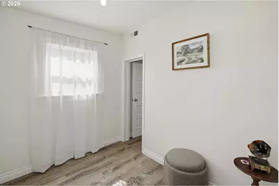 309 W 7th St, The Dalles, OR 97058 - Photo 23