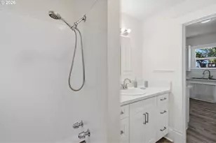 309 W 7th St, The Dalles, OR 97058 - Photo 17