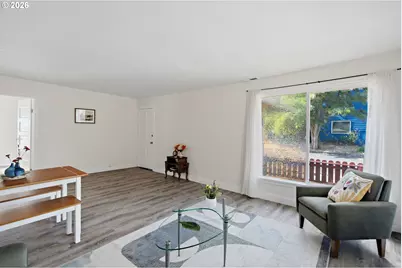 309 W 7th St, The Dalles, OR 97058 - Photo 3