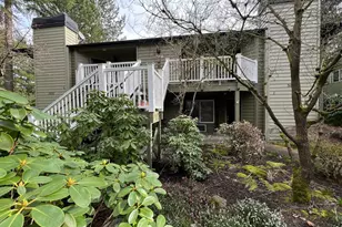 5058 Foothills Dr, Lake Oswego, OR 97034 - Photo 1