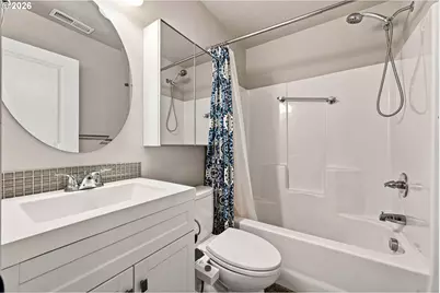 15121 SE Pine Ct, Portland, OR 97233 - Photo 23