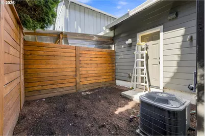 15121 SE Pine Ct, Portland, OR 97233 - Photo 29
