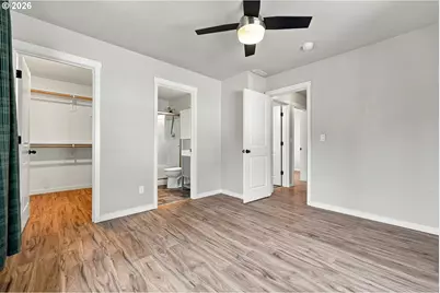 15121 SE Pine Ct, Portland, OR 97233 - Photo 19