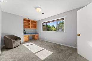 2030 SE 100th Ave, Portland, OR 97216 - Photo 15