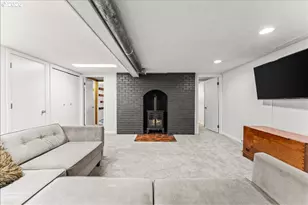 2030 SE 100th Ave, Portland, OR 97216 - Photo 33