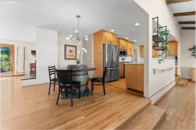 2030 SE 100th Ave, Portland, OR 97216 - Photo 5
