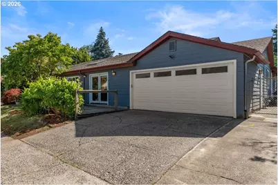 2030 SE 100th Ave, Portland, OR 97216 - Photo 3