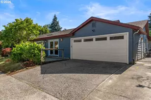 2030 SE 100th Ave, Portland, OR 97216 - Photo 3