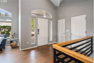 9216 NW Bartholomew Dr, Portland, OR 97229 - Photo 13