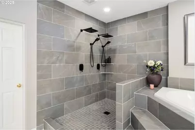 9216 NW Bartholomew Dr, Portland, OR 97229 - Photo 19