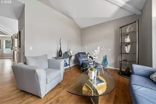 9216 NW Bartholomew Dr, Portland, OR 97229 - Photo 15