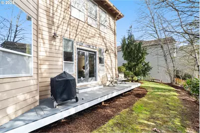 9216 NW Bartholomew Dr, Portland, OR 97229 - Photo 9