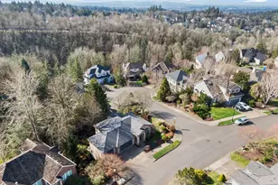 9216 NW Bartholomew Dr, Portland, OR 97229 - Photo 41