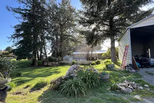 16126 Gustafson Ln, Brookings, OR 97415 - Photo 5