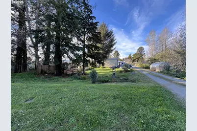 16126 Gustafson Ln, Brookings, OR 97415 - Photo 7