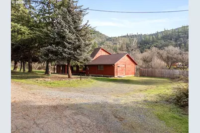 1514 Burbridge Dr, Rogue River, OR 97537 - Photo 5