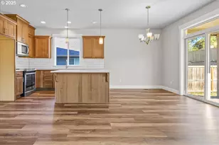 1375 NE Cascadia Ridge Dr, Estacada, OR 97023 - Photo 13