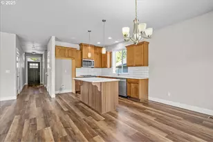 1375 NE Cascadia Ridge Dr, Estacada, OR 97023 - Photo 15