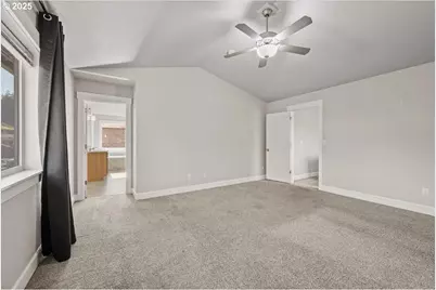 1375 NE Cascadia Ridge Dr, Estacada, OR 97023 - Photo 25