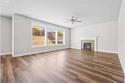 1375 NE Cascadia Ridge Dr, Estacada, OR 97023 - Photo 7