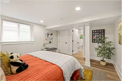 4074 N Colonial Ave, Portland, OR 97227 - Photo 27