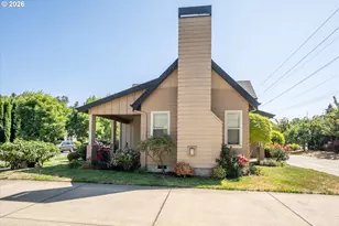 360 Mia Ln, Eugene, OR 97401 - Photo 31