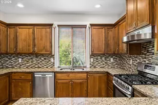 360 Mia Ln, Eugene, OR 97401 - Photo 11