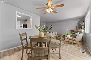 6121 SE Frances St, Hillsboro, OR 97123 - Photo 9