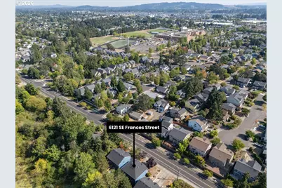 6121 SE Frances St, Hillsboro, OR 97123 - Photo 43