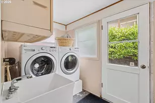 4307 SW Marigold St, Portland, OR 97219 - Photo 27