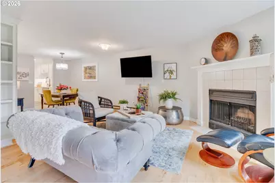 5624 S Riverside Ln #8, Portland, OR 97239 - Photo 13