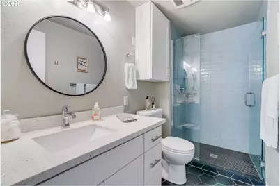 5624 S Riverside Ln #8, Portland, OR 97239 - Photo 21