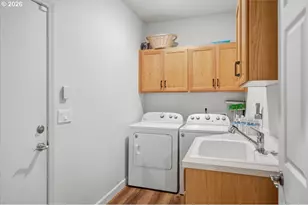 5923 Mission Hills St, Salem, OR 97306 - Photo 15