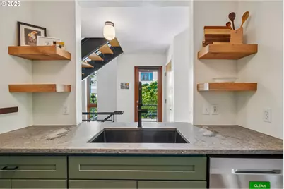 5910 NE Hoyt St, Portland, OR 97213 - Photo 17