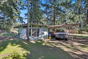 12825 SE Lincoln St, Portland, OR 97233 - Photo 25