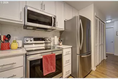 10800 SE 17th Cir #F71, Vancouver, WA 98664 - Photo 11