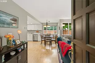 806 NE Nightingale Ct, Keizer, OR 97303 - Photo 7