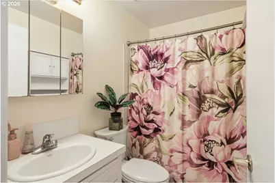 806 NE Nightingale Ct, Keizer, OR 97303 - Photo 23