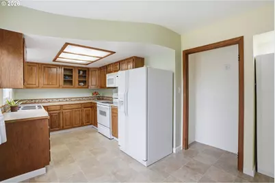 6410 SE Ogden St, Portland, OR 97206 - Photo 13