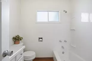 6410 SE Ogden St, Portland, OR 97206 - Photo 17