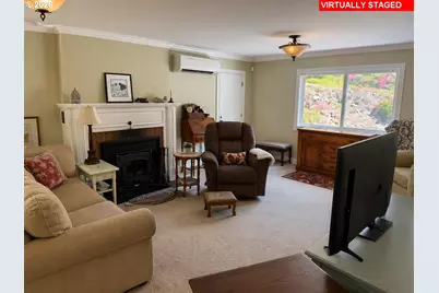 558 11th Ave, Coos Bay, OR 97420 - Photo 3
