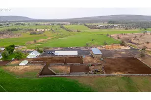 10400 SW Houston Lake Rd, Powell Butte, OR 97753 - Photo 29