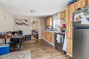 10400 SW Houston Lake Rd, Powell Butte, OR 97753 - Photo 27