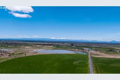 10400 SW Houston Lake Rd, Powell Butte, OR 97753 - Photo 39