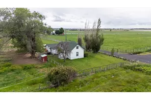 10400 SW Houston Lake Rd, Powell Butte, OR 97753 - Photo 35