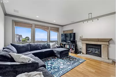 1929 NE 71st St, Lincoln City, OR 97367 - Photo 5