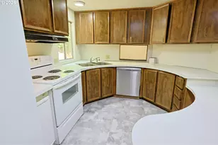 60272 Acme Rd, Coos Bay, OR 97420 - Photo 29
