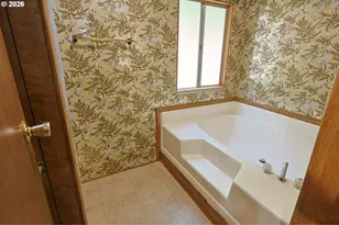 60272 Acme Rd, Coos Bay, OR 97420 - Photo 39