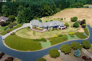 30525 NE Canter Ln, Sherwood, OR 97140 - Photo 47