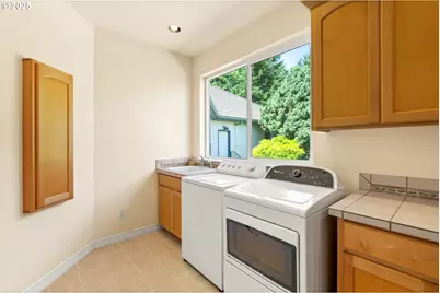 30525 NE Canter Ln, Sherwood, OR 97140 - Photo 33